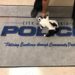 【猫が警察を襲撃！】アメリカ・コロンビア警察、完全にお手上げ状態
